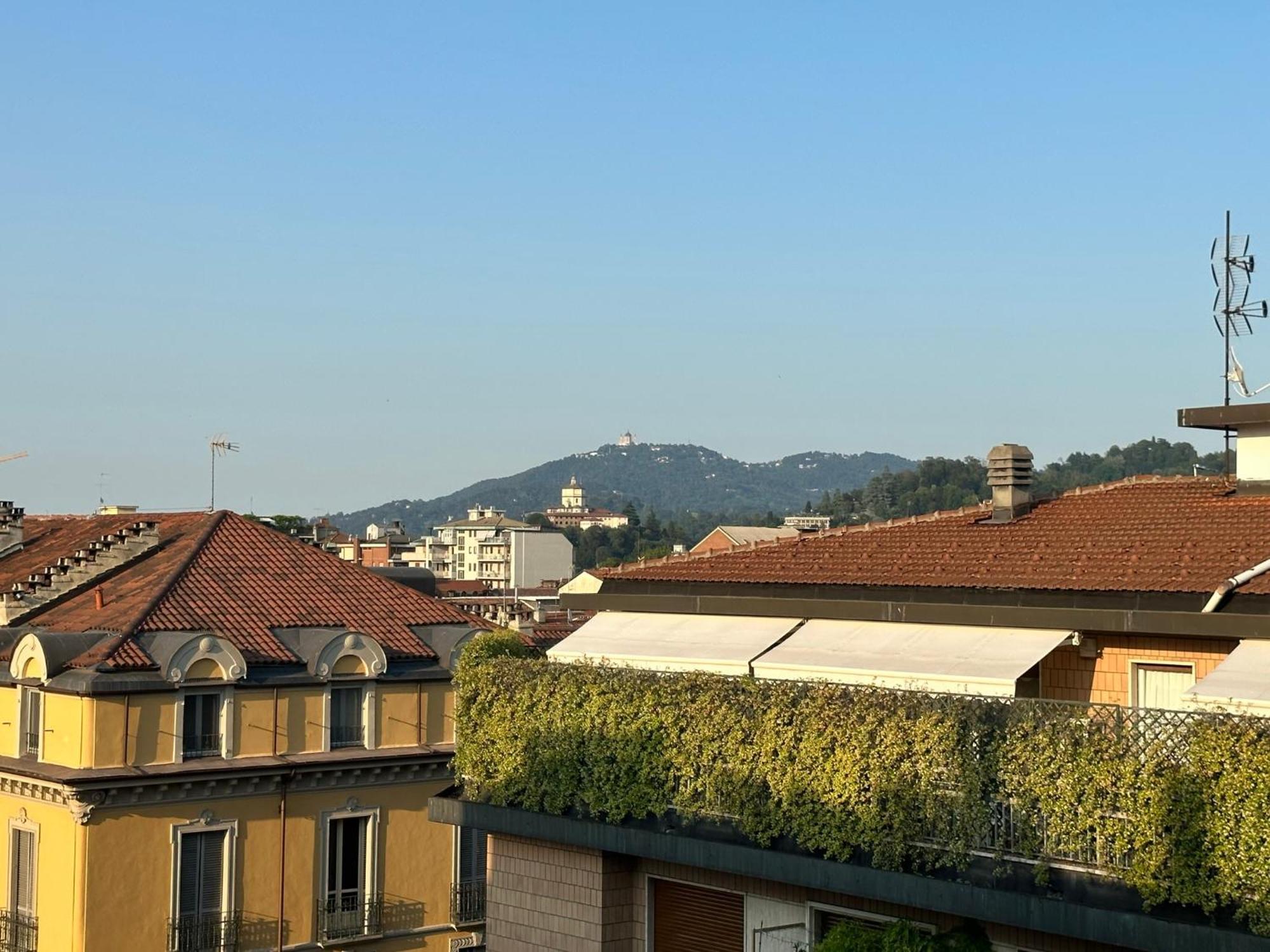 Hostdomus - Rooftop Apartamento Turín